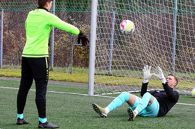 Bild 17: Die besten Bilder vom Spiel zwischen dem FC Überlingen und dem FC Öhningen-Gaienhofen