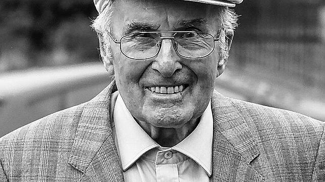 Hugo Schmid ist im Alter von 94 Jahren in Nöggenschwiel verstorben.