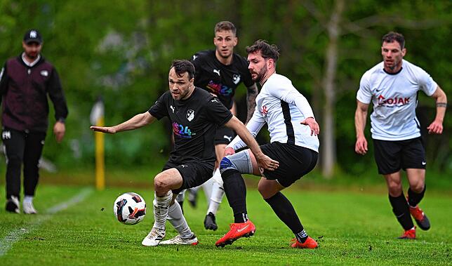 Bild 35: FC Wittlingen besiegt SG FC Wehr/Brennet mit 2:0 im Pokal-Viertelfinale – und wir haben Fotos!