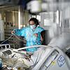Ein Bild aus dem Klinikum Lausanne., aufgenommen im Januar. Die Situation in Schweizer Krankenhäuser hat sich etwas entspannt &ndash; ...