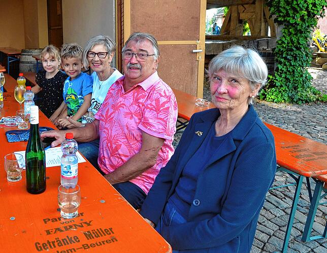 Bild 15: Feierabendhock beim Bermatinger Dorffest: Die schönsten Bilder