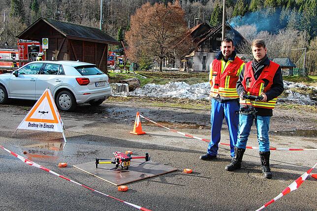 Bild 38: Bilder der Zerstörung: Was nach dem Brand im Kindergarten übrig ist
