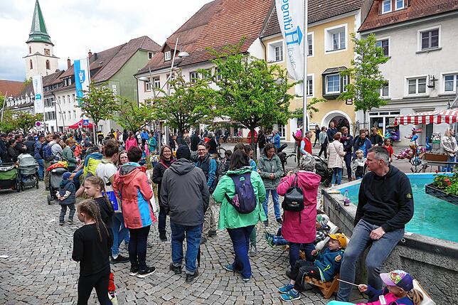 Bild 10: Hüfingen spielt und Tausende machen mit