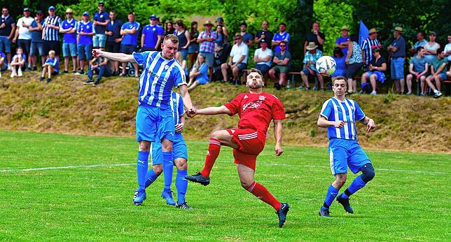Bild 38: Keine Tore zwischen dem FC Dachsberg und dem SV Berau &ndash; aber wir haben Bilder!