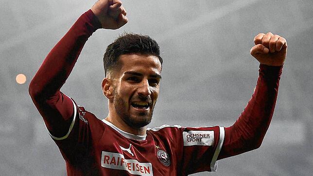 Es geht wieder los: Der gebürtige Waldshuter Varol Tasar absolviert am Sonntag mit Servette Genf wieder das erste Punktspiel nach dem ...