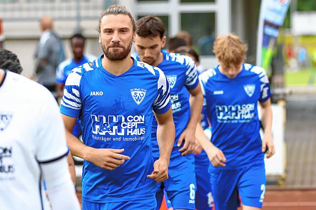 Bild 3: FC Tiengen 08 unterliegt dem SV Weil mit 1:2 – und wir haben Fotos!