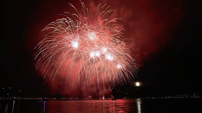 Bild 33: Konstanzer Seenachtfest 2022: Fotos vom großen Finale beim Feuerwerk an der Kunstgrenze