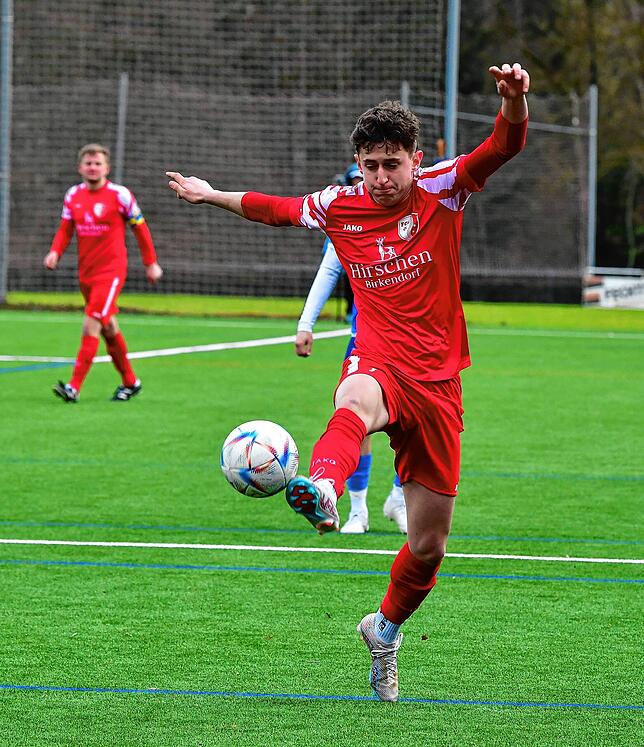 Zweifacher Assist: Nico Möller bereitete beim 4:1 des FC Schlüchttal gegen den FC Hochrhein die ersten zwei Tore vor, musste dann aber ...
