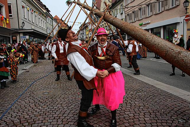 Bild 6: Bilder vom Narrenbaum-Setzen in Stockach Teil 3