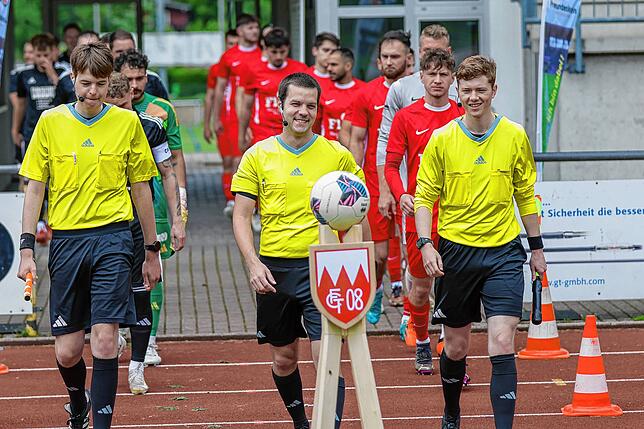 Bild 2: FC Tiengen 08 besiegt den VfR Bad Bellingen mit 4:0 – und wir haben Fotos!