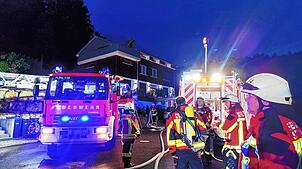 Die Feuerwehr ist am Sonntagabend, 1. Juni, mit starken Kräften unterwegs, um einen Brand an einem Wohnhaus im Stockacher Ortsteil ...