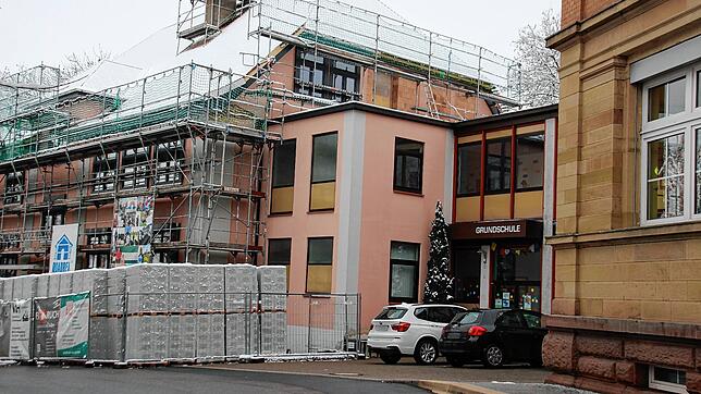 An der Grundschule Stockach werden zur Zeit ungefähr 100 Schüler in der Notbetreuung unterrichtet.