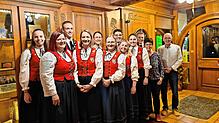 Geehrte, gewählte, neue und verabschiedete Mitglieder (von links): Lisa Kohler, Nicole Schneider, Simon Hummel, Apollonia Rajnai, Sarah ...