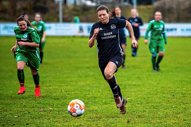 Bild 18: Fußballerinnen des SV Niederhof besiegen die SG Marbach II &ndash; und wir haben Bilder!