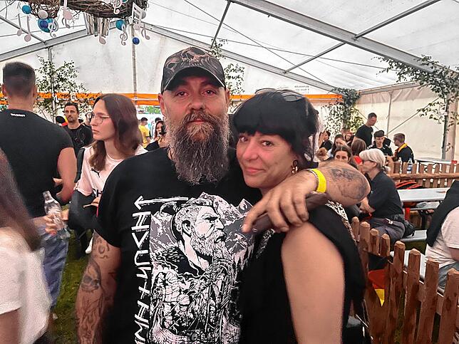 Bild 9: Zwischen Musik und EM – Der Freitag beim Dorffest Lienheim