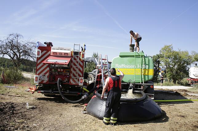 Bild 17: Bilder vom Brand eines Hof-Gebäudes auf dem Hohentwiel