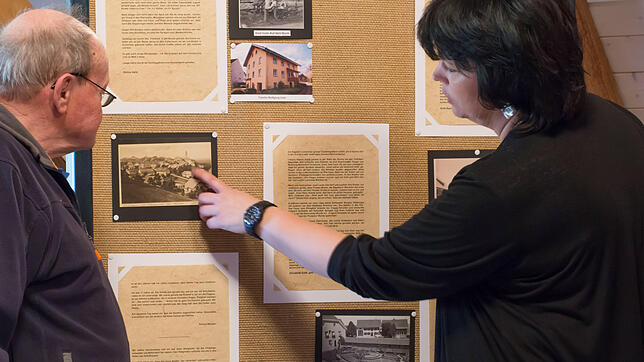 Ausstellung: Stephanie Stolz hatte die Ausstellung „UnGlückstag – 1. April 1944“ im April 2014 in Grafenhausen initiiert und unzählige ...