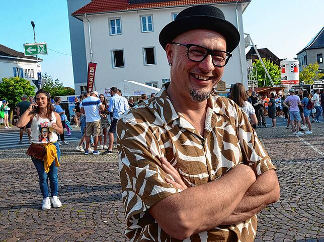Bild 41: Gute Stimmung beim dritten Konzertabend des Markdorf Open-Air 2025