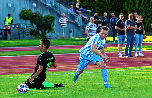 Bild 11: Die besten Bilder der Partie zwischen Anadolu und Steißlingen