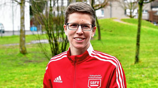 Erste Bewährungsprobe: Die im Frühjahr neu an die Spitze der Hochrhrein-Fußballer gewählte Katharina Keßler aus Kleinkems leitet den ...