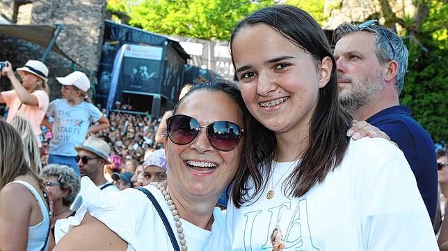 Bild 12: Lea und Lotte verzaubern das Publikum auf dem Hohentwiel &ndash; Bilder von Lea Teil 1