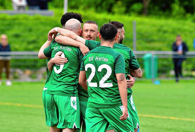 Bild 7: SV Herten holt ein 2:2 gegen den TuS Binzen &ndash; und wir haben Bilder!