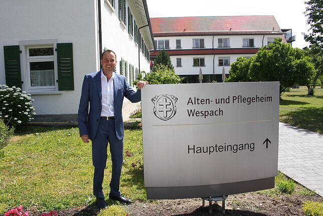 Im Juli trat Olaf Stelzl sein Amt als Leiter des Alten- und Pflegeheims Wespach an. Er war zuvor Amtsleiter bei der Gemeinde Hagnau. ...