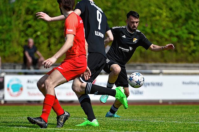 Bild 7: Der SV 08 Laufenburg gewinnt das Derby beim FC Tiengen 08 mit 5:2 – und wir haben Bilder!