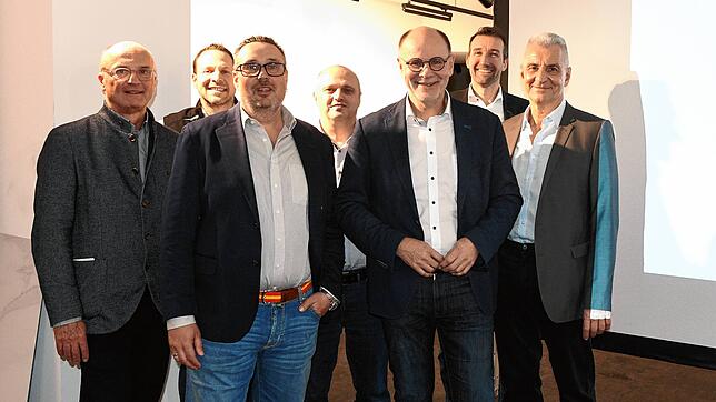 Vorstellung der Leistungsschau 2025 der IG Singen Süd (von links): Wilfried Trah, Vorsitzender des Standortmarketingvereins Singen ...