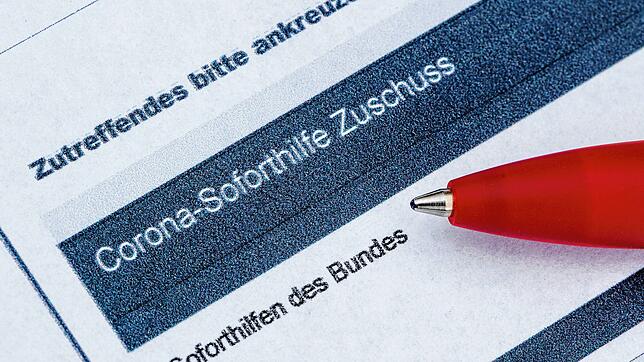 Die Corona-Soforthilfe kann Unternehmen ein Polster geben. Doch gerade für Soloselbstständige reicht dies meistens nicht aus.