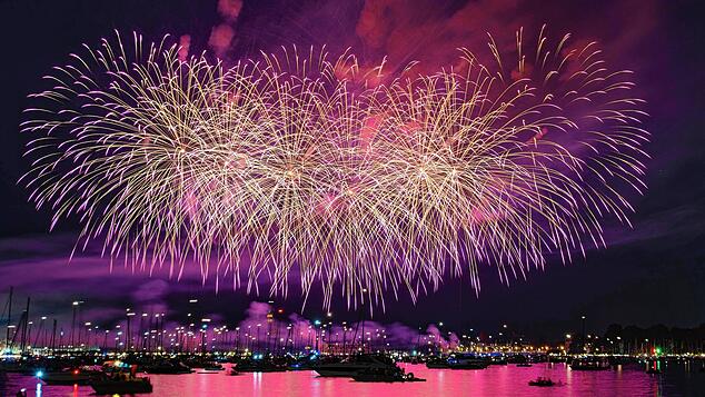 Bild : Atemberaubende Fotos! So spektakulär ist das Feuerwerk zum Konstanzer Seenachtfest