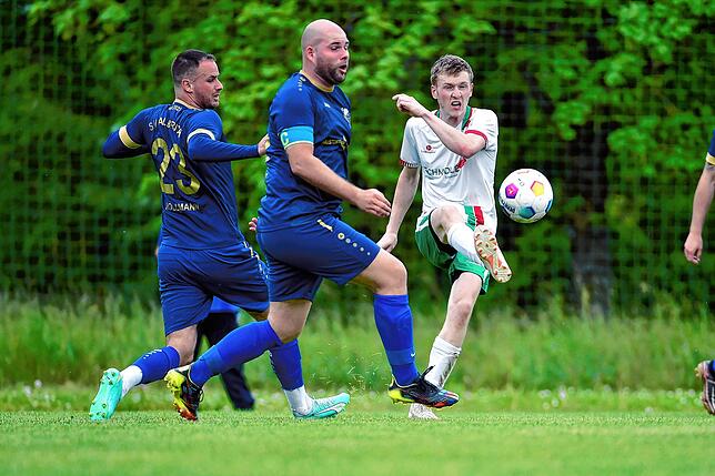 Bild 4: SV Albbruck spielt 2:2 gegen die SpVgg Andelsbach – und wir haben Bilder!
