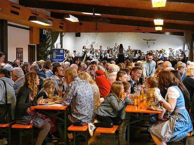 Bild 6: Bilder vom Oktoberfest Albbruck-Buch