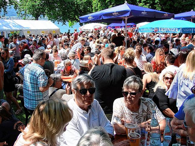 Bild 13: Bilder vom Pfingstmontag-Frühschoppen an der alten Konzertmuschel &ndash; Tei 2