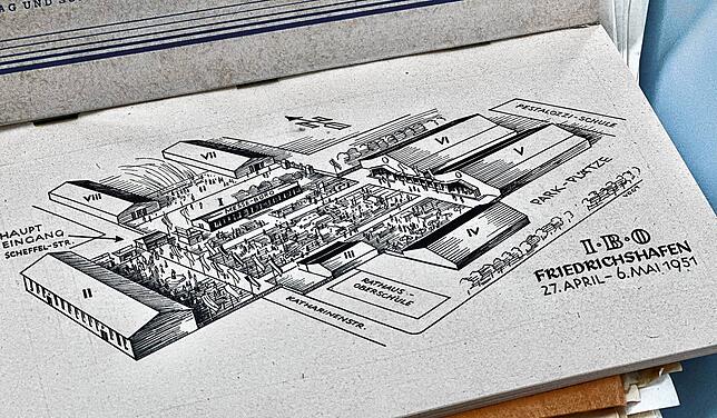Für die erste und zweite IBO wurden große Zelthallen im Stadtzentrum bei der Pestalozzischule aufgebaut. Vieles fand draußen statt.