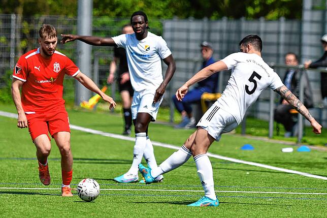 Bild 8: SV 08 Laufenburg kassiert 3:6-Niederlage bei der U23 des Freiburger FC &ndash; und wir haben Bilder!