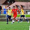 Dennis Raff (links) von der SG Dettingen/Dingelsdorf schoss beim 3:0-Erfolg das 1:0 gegen den FC Bad Dürrheim. Auf dem Bild ist er im ...