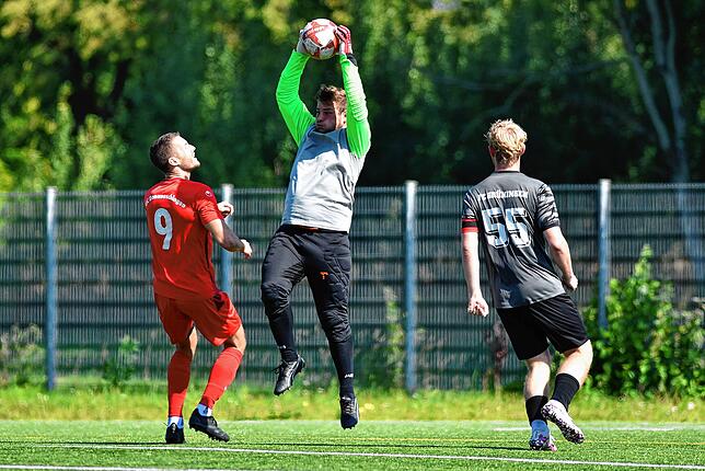 Bild 14: Die besten Bilder vom Torspektakel zwischen dem SSC Donaueschingen und dem FC Grüningen