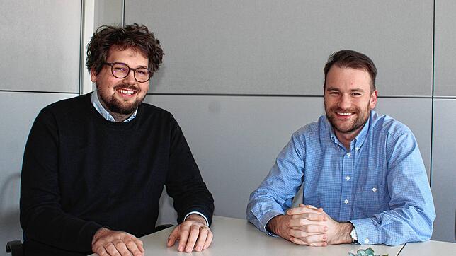 Christian Zirz (links) und Justus Timm: Ihr Start-up Farmtiger mit Firmensitz auf dem Siemens-Areal in Konstanz ist auf einem steilen ...