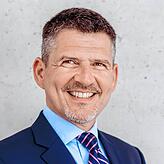 Bert Sutter ist Präsident des Industrieverbands WVIB und führt den Medizintechnikhersteller Sutter.