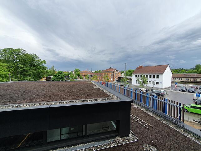 Der Architekt bezeichnet sein Wirken als &bdquo;architektonisches Statement in Villingen&ldquo;. Darf die Bahnhofstraße auf mehr solcher ...