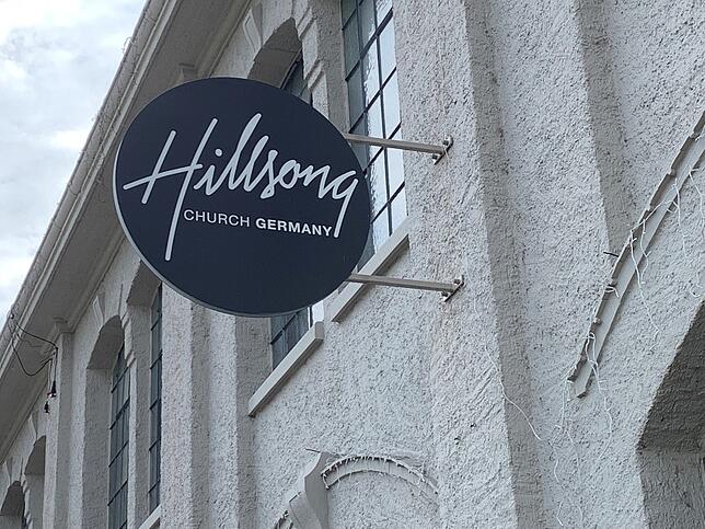 Bild 2: Nach dem SÜDKURIER-Sektencheck: Jehovas Zeugen, die Kirche Jesu Christi der Heiligen der letzten Tage, der Bruno-Gröning-Freundeskreis und die Hillsong Church reagieren