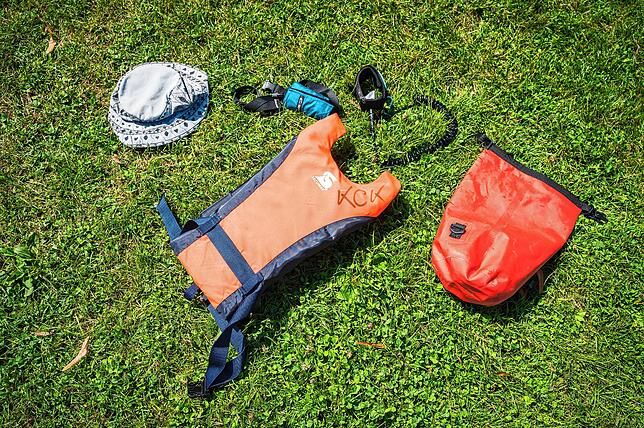 Sonnenhut und Rettungsweste: Wer auf den See geht, sollte gut ausgerüstet sein.