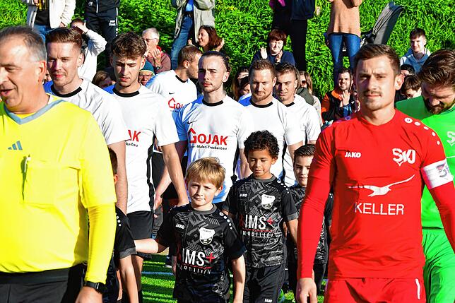 Bild 3: SG FC Wehr/Brennet besiegt den SV Jestetten mit 3:0 – und wir haben Bilder!
