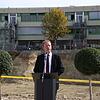 Jan Zeitler beim Festakt zum Baubeginn auf dem Schulcampus in Überlingen.