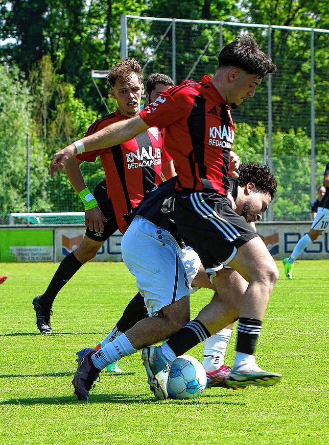 Bild 13: FC Überlingen gewinnt Nachbarschaftsduell gegen VfR Stockach. Wir waren mit der Kamera dabei!