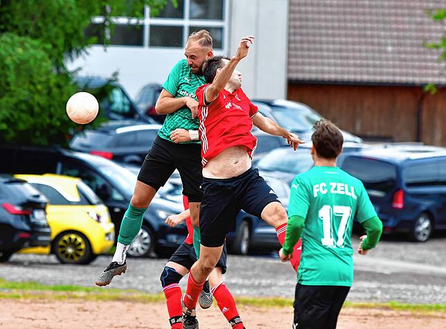 Bild 39: FC Zell siegt 4:1 beim „roten Dino“ SV Häg-Ehrsberg – und wir haben Bilder!