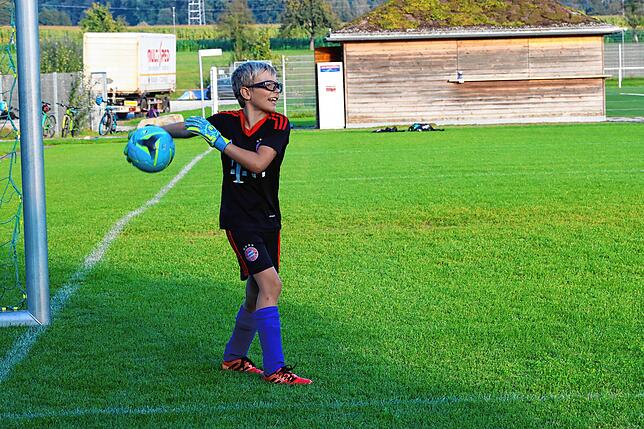 Bild 14: Auch die Jugendfußballer starten in die Saison. Wir haben Bilder vom E-Jugendtraining des SV Allensbach!