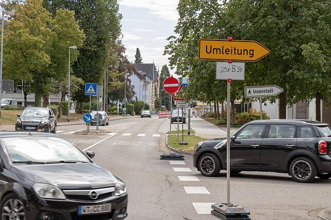 Bild 3: Seit einem Jahr wird die Kolpingbrücke saniert. Eine Chronologie der Baustelle und ihre Auswirkungen auf den Verkehr