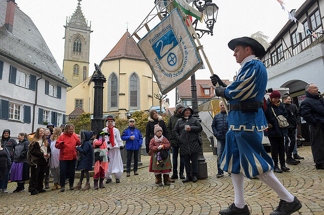 Bild 4: Tausende Hästräger und Musiker in Pfullendorf: Bilder vom Umzug (3)